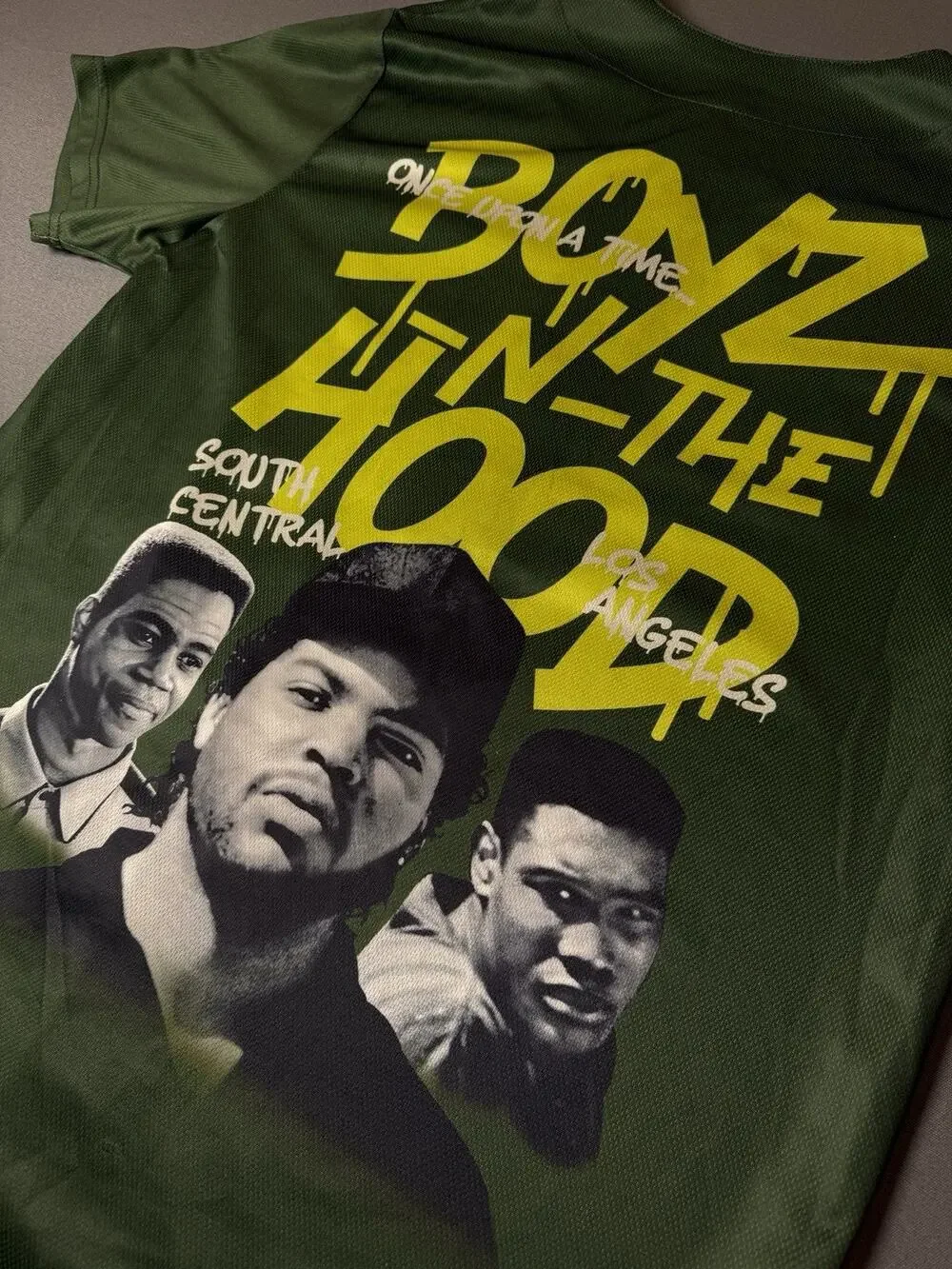 BOYZ N THE HOOD - Men's Short Sleeve Green Jersey Los Angeles Graphic Size XL